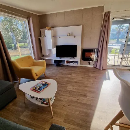 Cosy Ecolodge, Heated Pool And Jacuzzi, 10 From La Palmyre